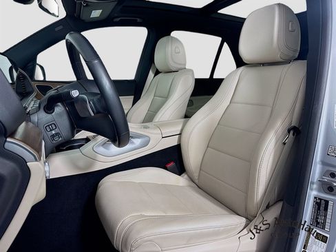 Used 2024 Mercedes-Benz GLE 350 4MATIC image 11