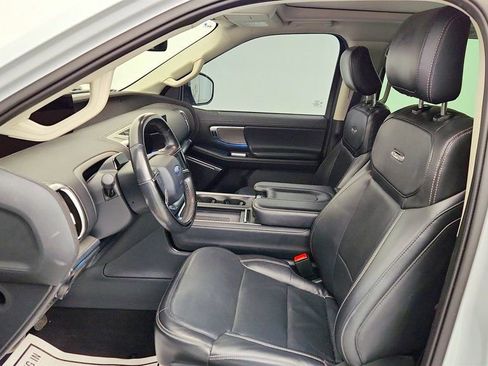 Used 2025 Ford Expedition Max Platinum image 22