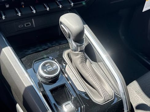 New 2026 GMC Canyon Elevation AWD/4WD image 16