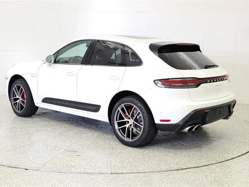 Used 2022 Porsche Macan S AWD/4WD image 5