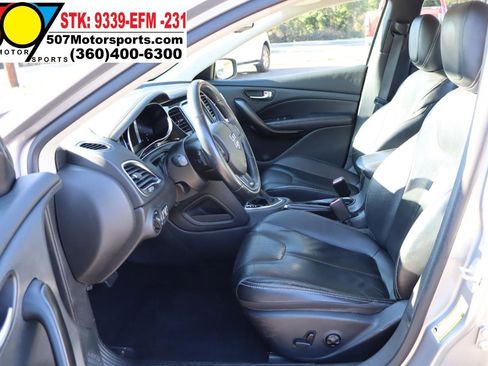 Used 2015 Dodge Dart Limited image 13