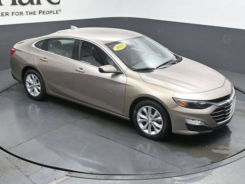 Used 2025 Chevrolet Malibu LT FWD image 47
