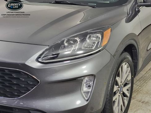 Certified 2022 Ford Escape Titanium w/ Class II Trailer Tow Package AWD/4WD image 10