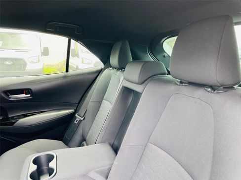 Used 2023 Toyota Corolla SE FWD image 32