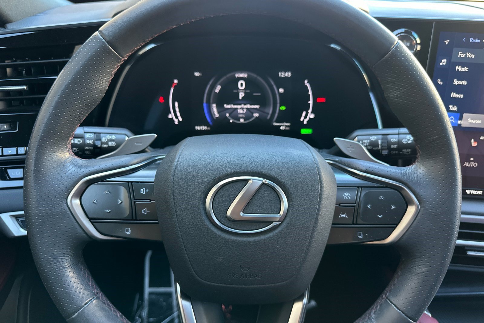 Used 2023 Lexus RX 500h F Sport AWD/4WD image 11