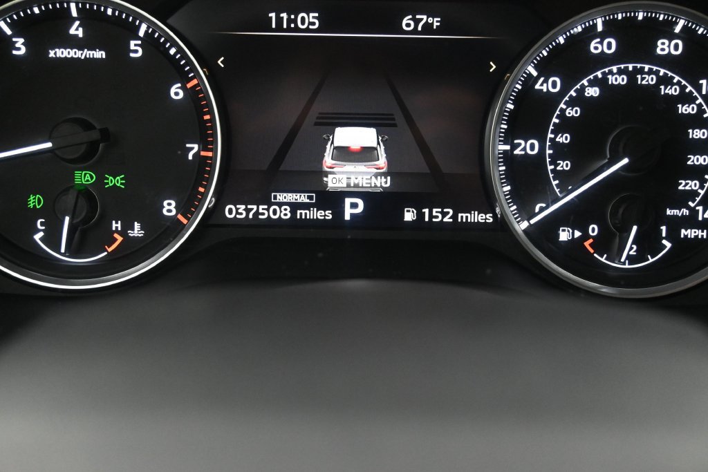 Used 2025 Mitsubishi Outlander SE FWD image 13