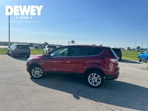 Used 2017 Ford Escape SE FWD image 9