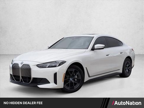 Used 2025 BMW i4 eDrive40 RWD image 1