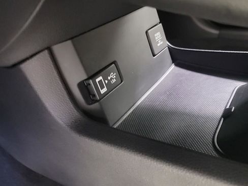 Used 2016 Honda Civic Touring image 32