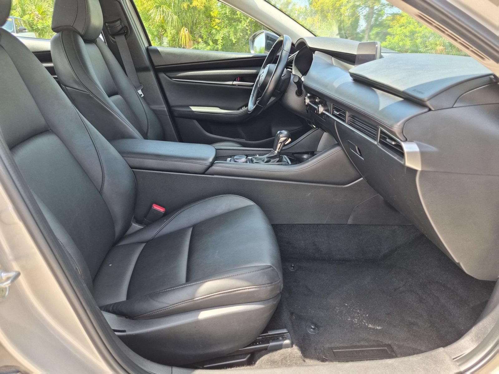 Used 2025 MAZDA MAZDA3 s FWD image 24