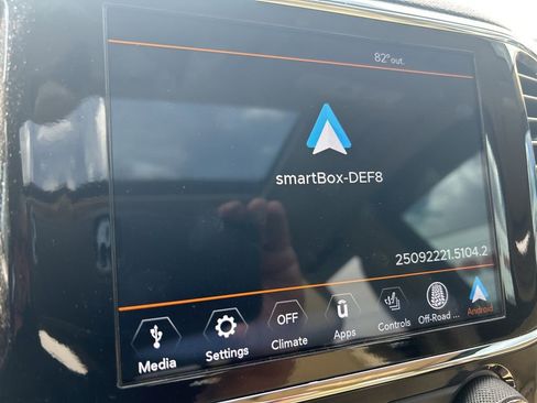 Certified 2020 Jeep Grand Cherokee Limited image 8