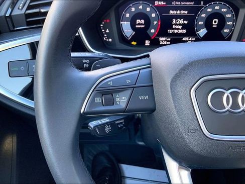 Used 2025 Audi Q3 2.0T Premium w/ Convenience Package image 23