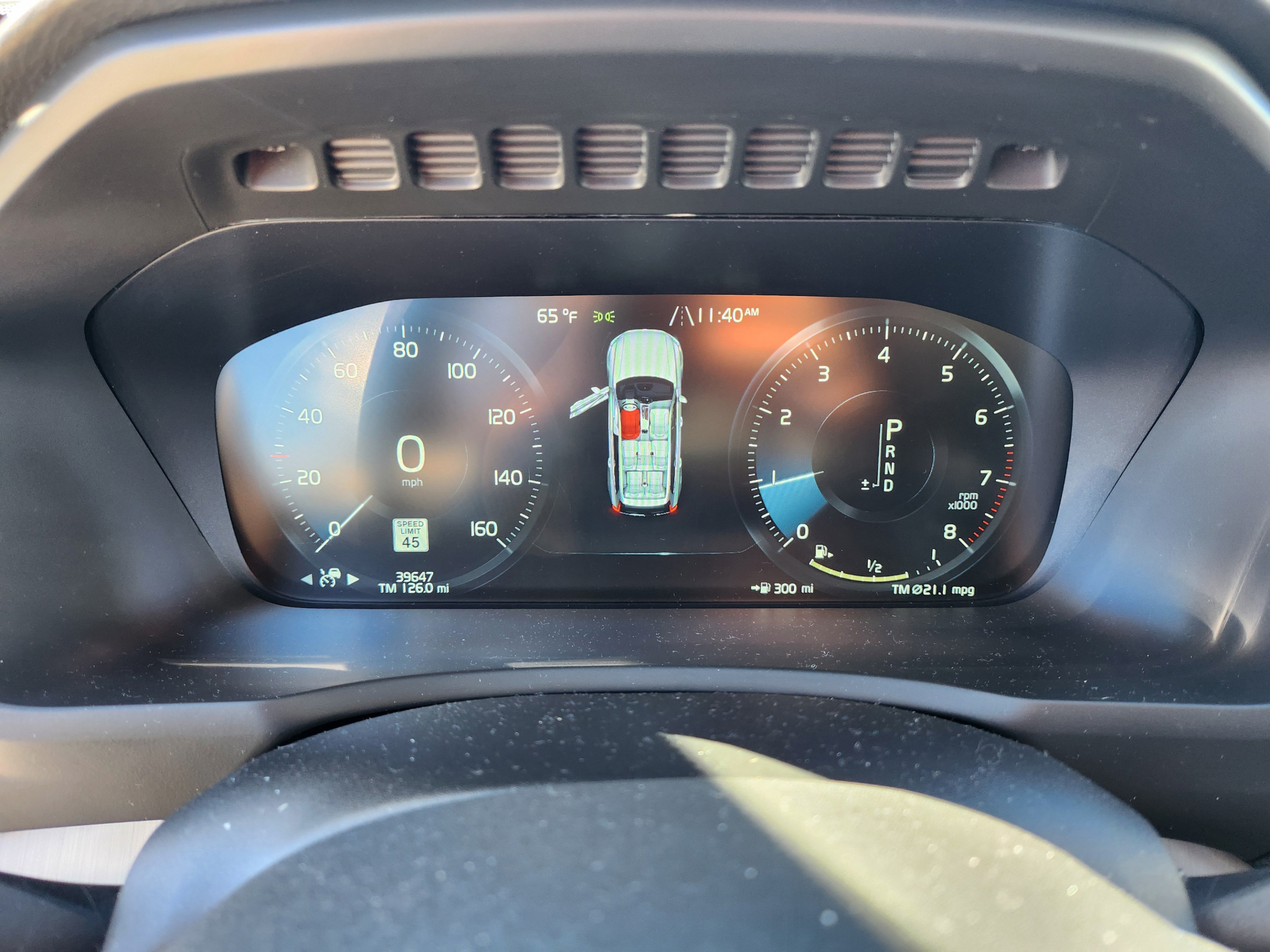 Used 2021 Volvo XC90 T5 Momentum w/ Climate Package FWD image 14