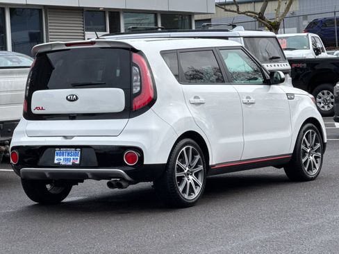 Used 2018 Kia Soul ! w/ Tech Package image 6