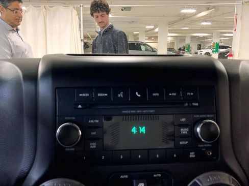 Used 2015 Jeep Wrangler Unlimited Sport w/ Quick Order Package 24S image 35