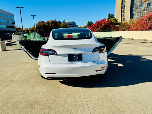 Used 2020 Tesla Model 3 RWD image 36