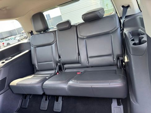 Used 2025 Ford Expedition Active image 10