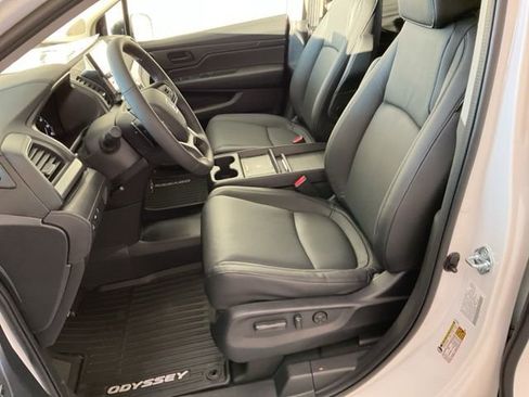 New 2026 Honda Odyssey EX-L image 4