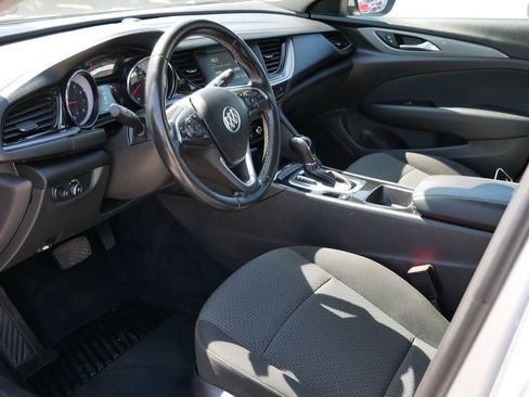 Used 2018 Buick Regal Preferred FWD image 14