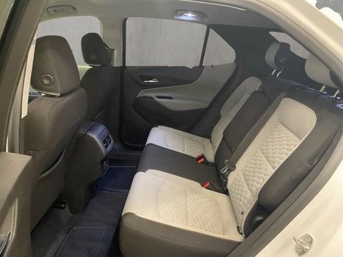 Used 2020 Chevrolet Equinox LS AWD/4WD image 8