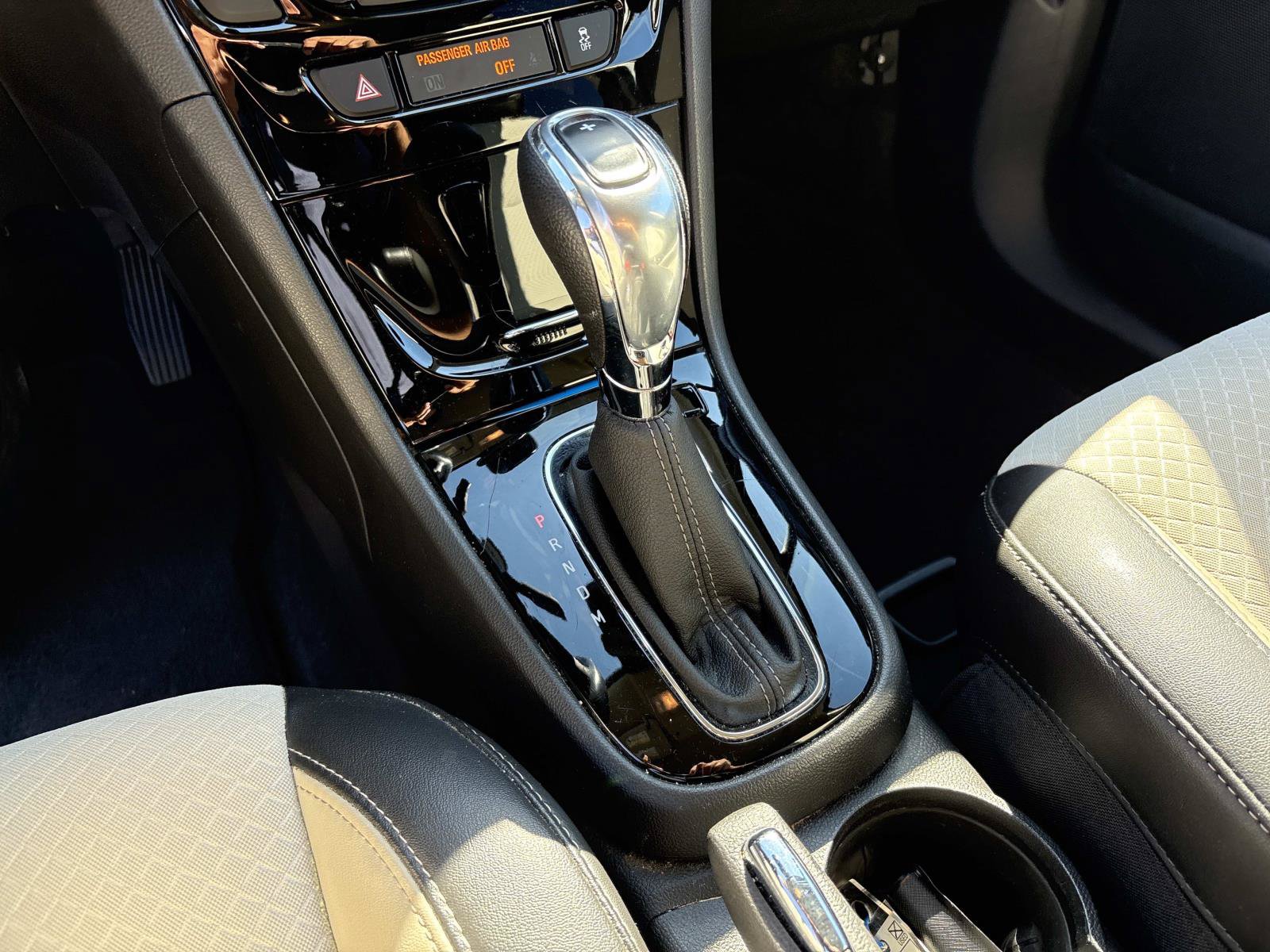 Used 2019 Buick Encore Sport Touring FWD image 28