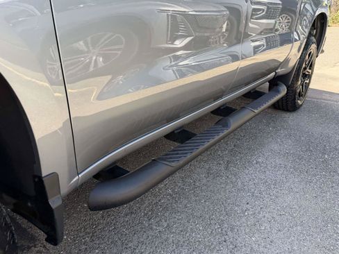 Used 2025 Chevrolet Silverado 1500 Custom Trail Boss AWD/4WD image 9