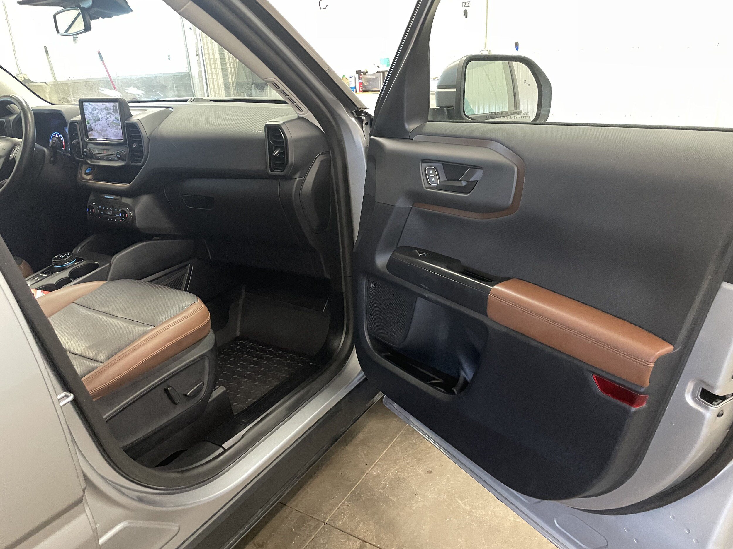 Used 2023 Ford Bronco Sport Badlands w/ Premium Package AWD/4WD image 30
