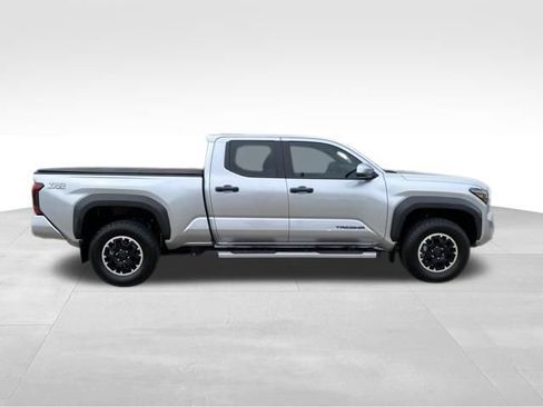 Used 2024 Toyota Tacoma TRD Off-Road AWD/4WD image 2