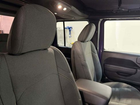 New 2026 Jeep Gladiator Sport image 22