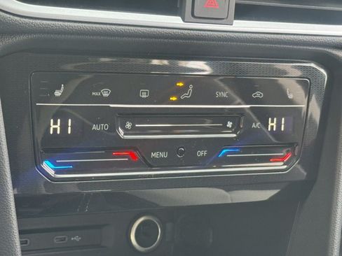 New 2026 Volkswagen Taos SE AWD/4WD image 31