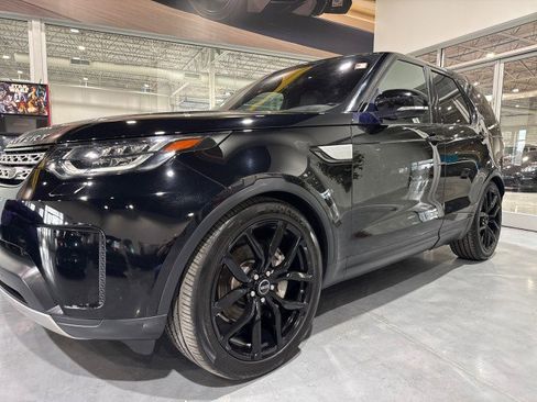 Used 2018 Land Rover Discovery HSE image 22