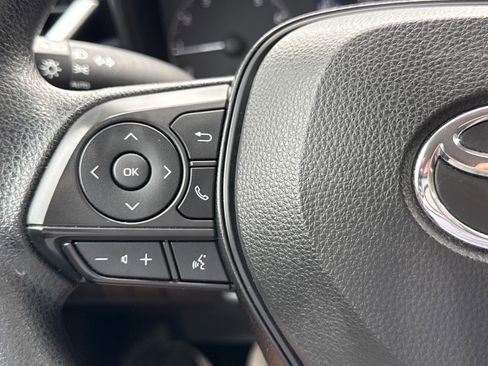 Used 2024 Toyota Corolla LE FWD image 19