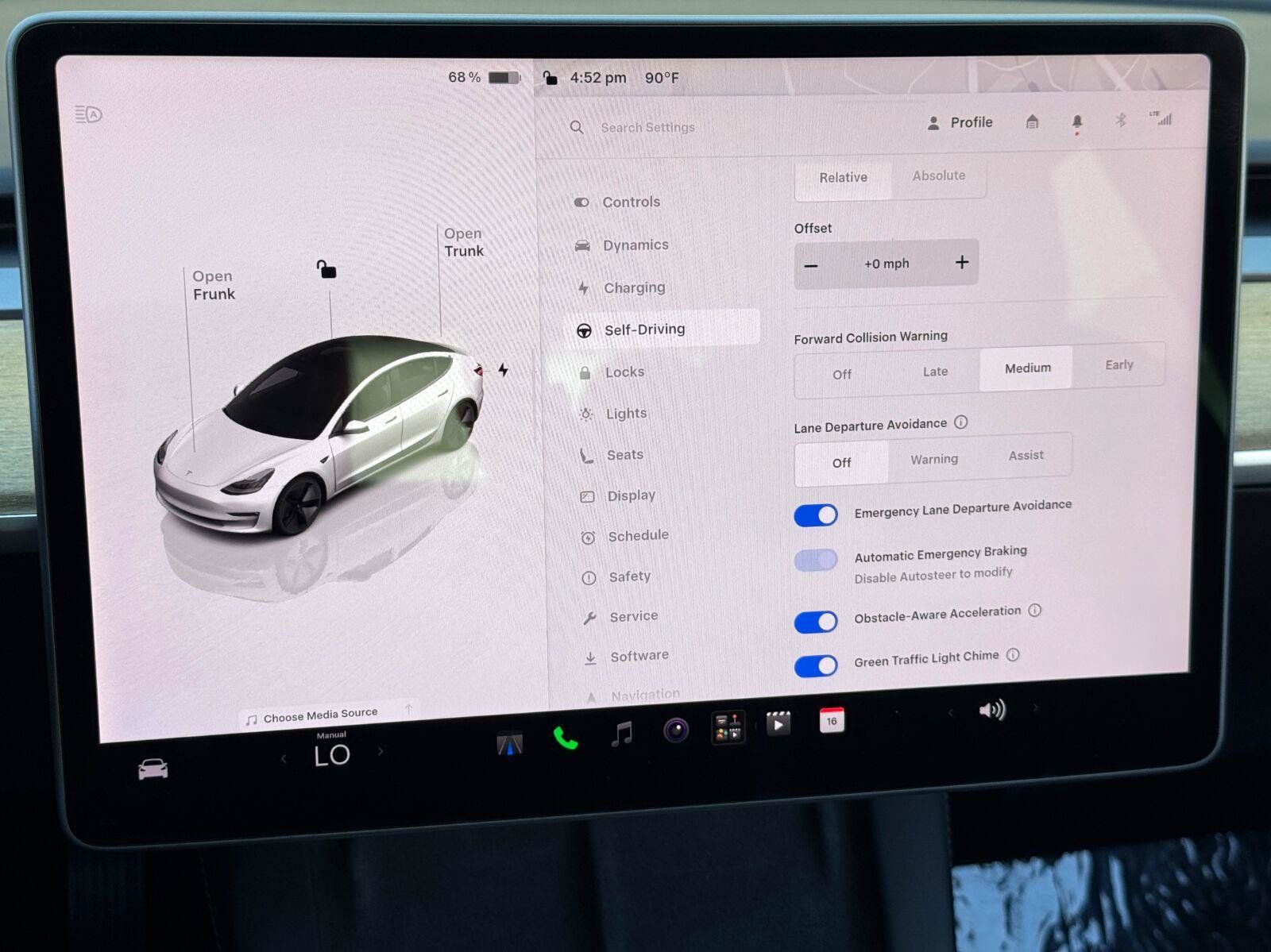 Used 2022 Tesla Model 3 Standard Range RWD image 26