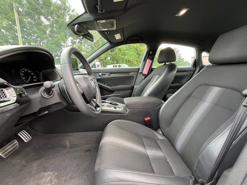 Used 2023 Honda Civic Sport image 23