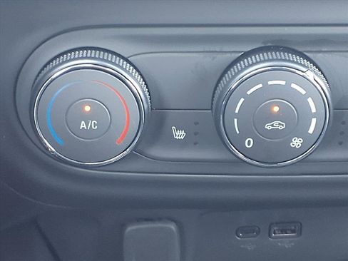 New 2026 Chevrolet Trax RS image 14