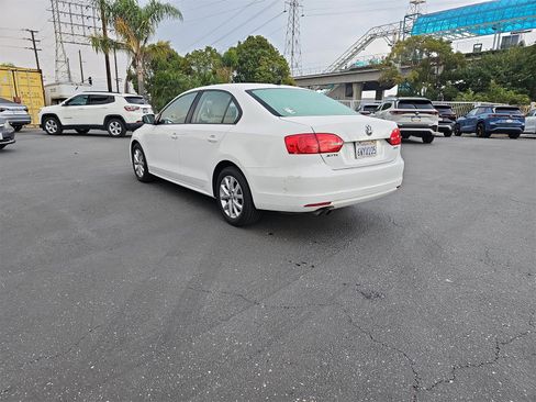 Used 2012 Volkswagen Jetta SE image 7