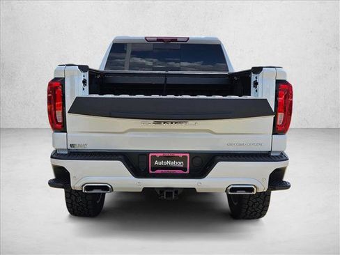 Used 2024 GMC Sierra 1500 Denali AWD/4WD image 7
