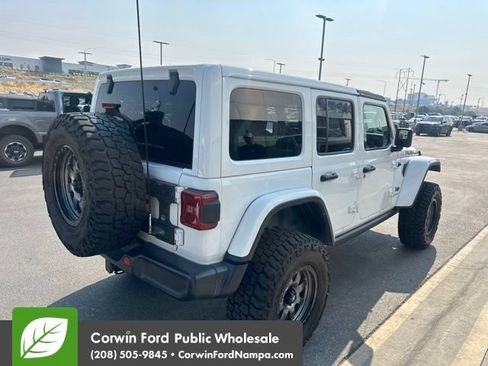 Used 2018 Jeep Wrangler Unlimited Rubicon AWD/4WD image 8