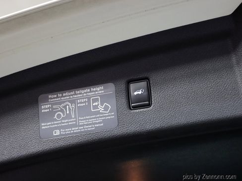 Used 2019 INFINITI QX50 Essential w/ Premium Heat Package image 28