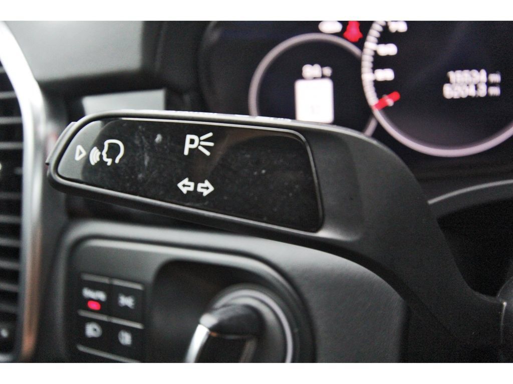 Used 2023 Porsche Cayenne GTS AWD/4WD image 17