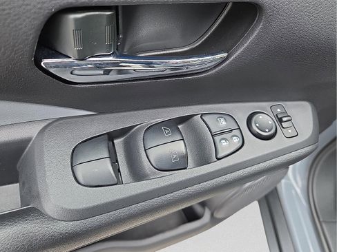 Used 2024 Nissan Kicks SR w/ SR Premium Package image 15