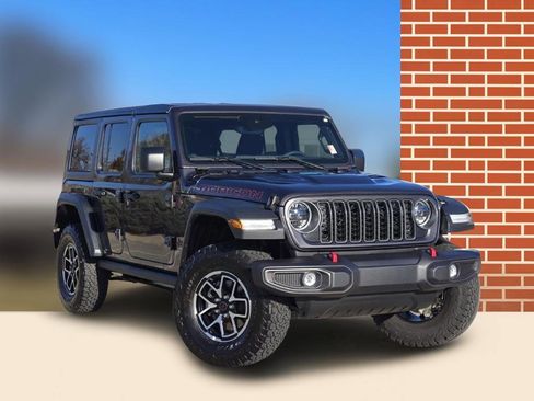Used 2025 Jeep Wrangler Unlimited Rubicon w/ Technology Group image 1