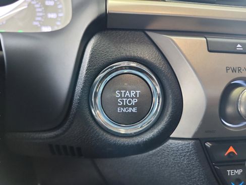 Used 2016 Lexus ES 350 350 w/ Premium Package w/Wood Trim image 30