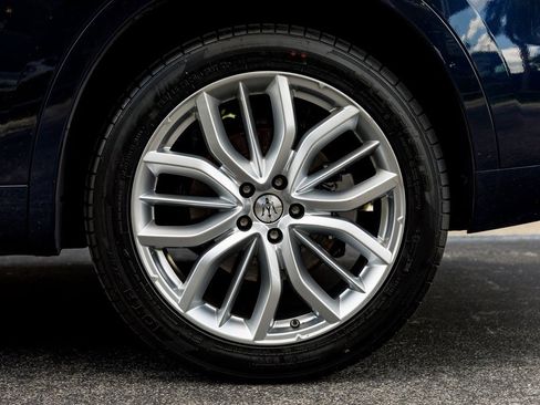 Certified 2022 Maserati Levante GT image 12