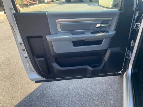Used 2017 RAM 1500 Tradesman w/ Power & Remote Entry Group RWD image 8