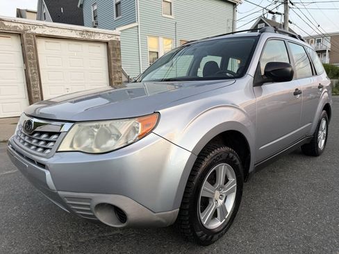 Used 2012 Subaru Forester 2.5X AWD/4WD image 6