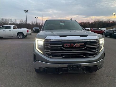 Used 2023 GMC Sierra 1500 SLT w/ SLT Premium Plus Package image 5