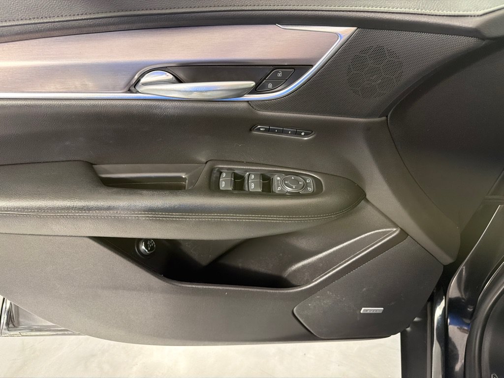 Used 2019 Cadillac XT5 Luxury AWD/4WD image 11