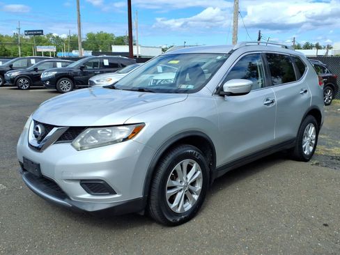 Used 2015 Nissan Rogue SV AWD/4WD image 8