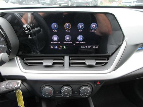 New 2026 Chevrolet Trax LS w/ LS Convenience Package FWD image 28